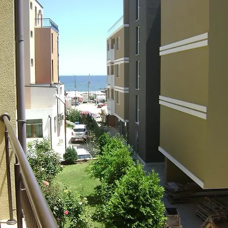 Kandrovi Szálloda Szozopol