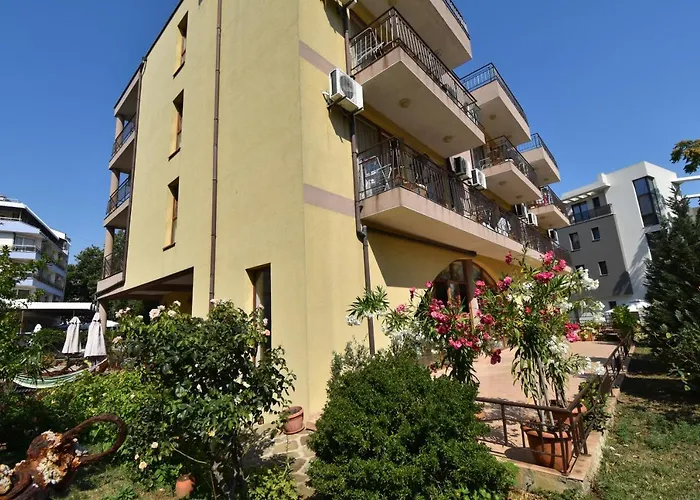 Ξενοδοχείο Kandrovi