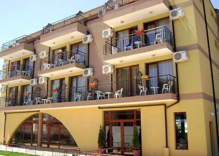 Ξενοδοχείο Kandrovi 3*