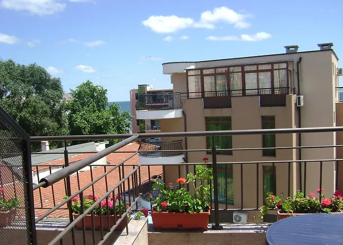 Ξενοδοχείο Kandrovi 3*