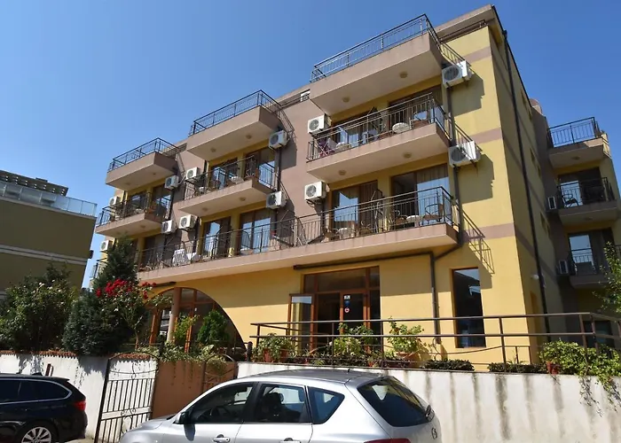 호텔 Kandrovi 소조폴